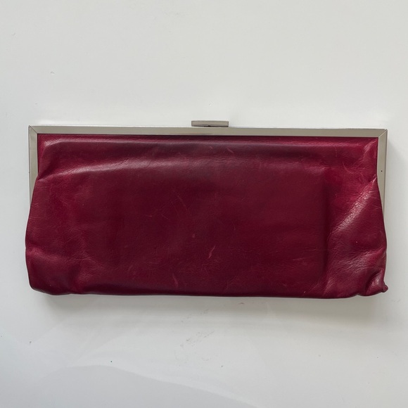 Peak Slim Leather Wallet By Hobo Intl, Size: Medium